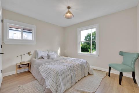 1436 E 19th Ave, Columbus, OH 43211 photo 10