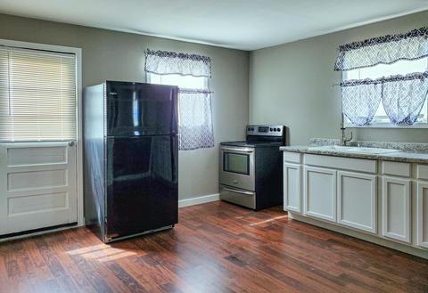 400 N High St, Jackson, OH 45640 photo 6