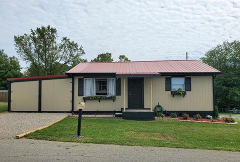 400 N High St, Jackson, OH 45640 photo 1