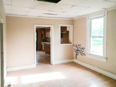 156 E Oregon Ave, Sebring, OH 44672 photo 9