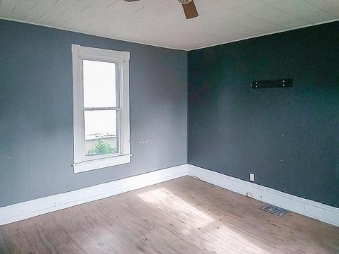 156 E Oregon Ave, Sebring, OH 44672 photo 7