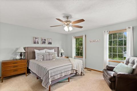 908 Armstrong Dr, Willard, OH 44890 photo 16