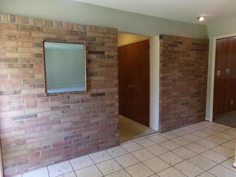 651 S Broadmoor Blvd, Springfield, OH 45504 photo 3