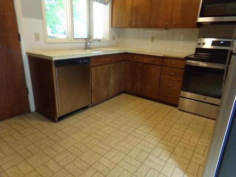 651 S Broadmoor Blvd, Springfield, OH 45504 photo 13