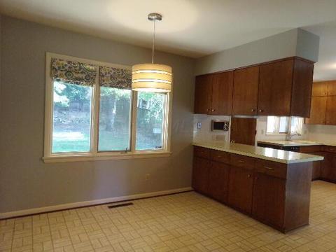 651 S Broadmoor Blvd, Springfield, OH 45504 photo 11
