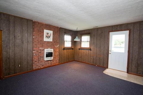 455 Avon Dr, Circleville, OH 43113 photo 7