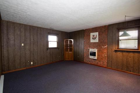 455 Avon Dr, Circleville, OH 43113 photo 8