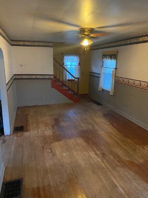 106 Seyfert Ave, Circleville, OH 43113 photo 2