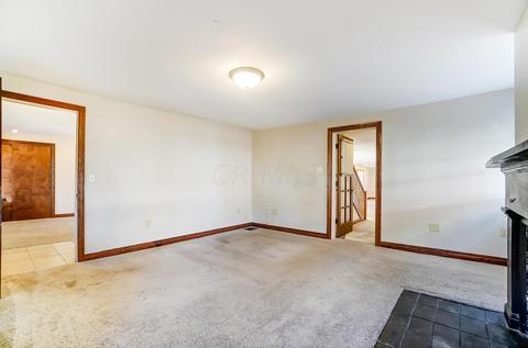 83 E Como Ave, Columbus, OH 43202 photo 26