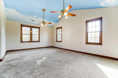 83 E Como Ave, Columbus, OH 43202 photo 37