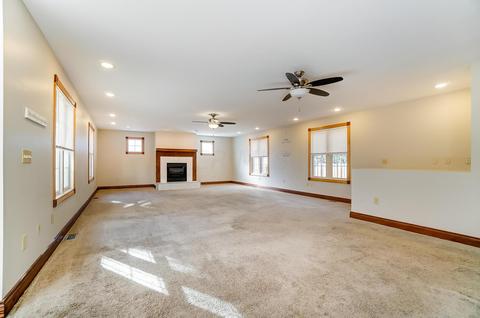 83 E Como Ave, Columbus, OH 43202 photo 17
