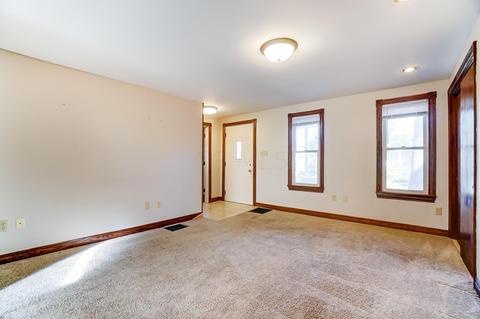 83 E Como Ave, Columbus, OH 43202 photo 8