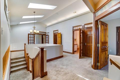 83 E Como Ave, Columbus, OH 43202 photo 31