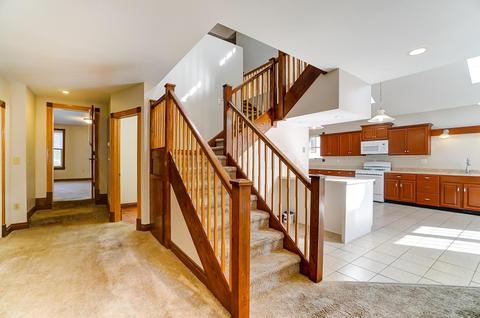 83 E Como Ave, Columbus, OH 43202 photo 30