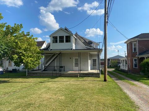 156 E 2nd St, Logan, OH 43138 photo 4