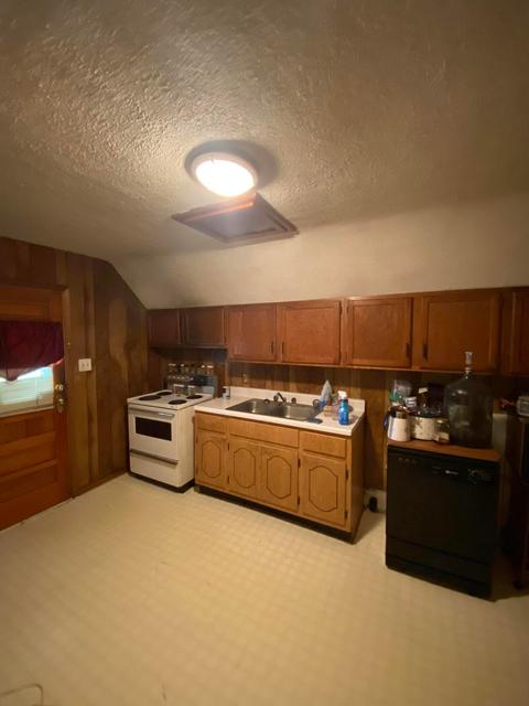 156 E 2nd St, Logan, OH 43138 photo 18
