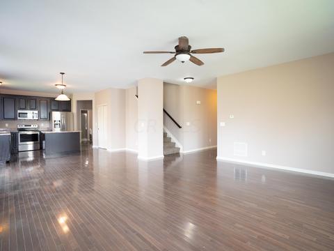 208 Rolling Acre Dr, Lithopolis, OH 43136 photo 8