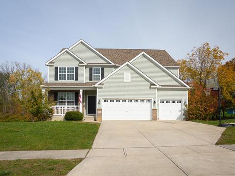 208 Rolling Acre Dr, Lithopolis, OH 43136 photo 1