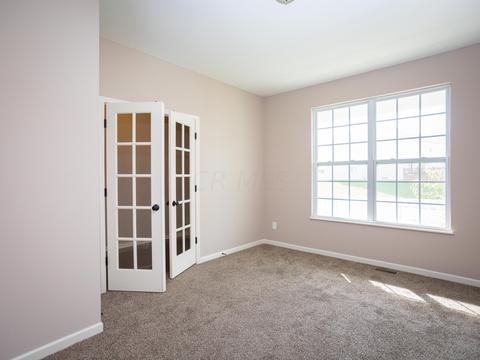 208 Rolling Acre Dr, Lithopolis, OH 43136 photo 5