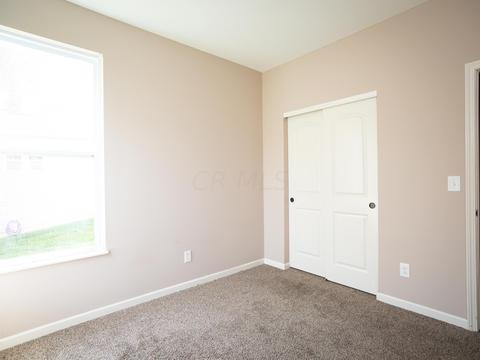 208 Rolling Acre Dr, Lithopolis, OH 43136 photo 18