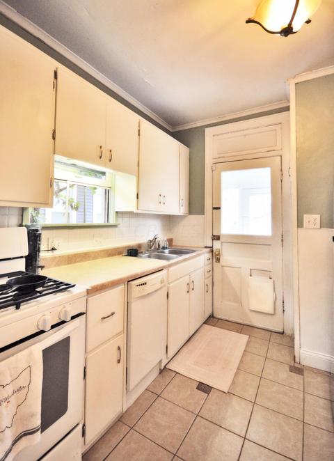 181 E Markison Ave, Columbus, OH 43207 photo 4