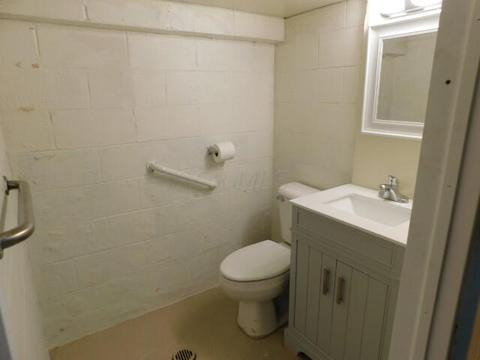 756 E 2nd St, Logan, OH 43138 photo 17