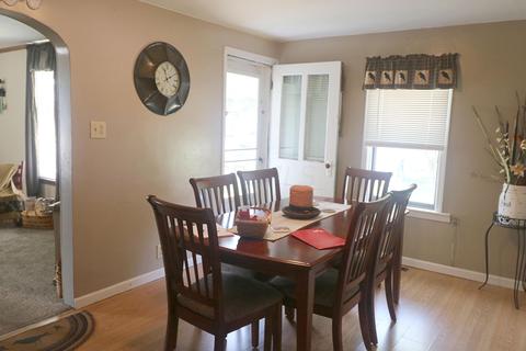 140 W Mill St, Circleville, OH 43113 photo 6