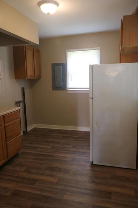 140 W Mill St, Circleville, OH 43113 photo 13