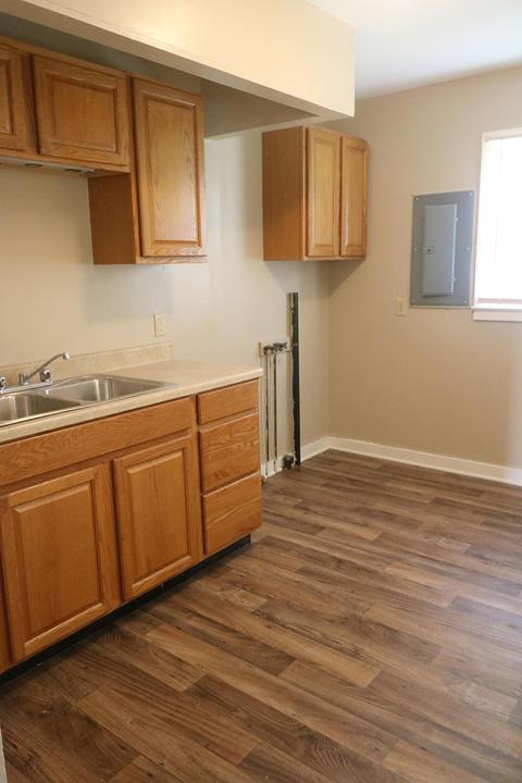 140 W Mill St, Circleville, OH 43113 photo 14