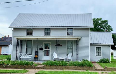 140 W Mill St, Circleville, OH 43113 photo 1
