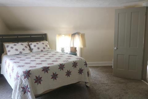 140 W Mill St, Circleville, OH 43113 photo 10