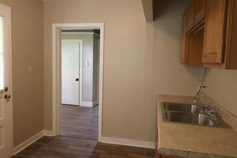 140 W Mill St, Circleville, OH 43113 photo 15