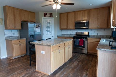 1074 Gartner Ct, Obetz, OH 43207 photo 6
