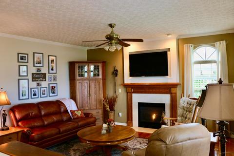 242 Trail E, Pataskala, OH 43062 photo 15