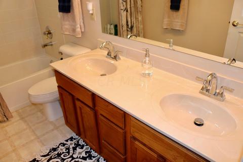 242 Trail E, Pataskala, OH 43062 photo 39