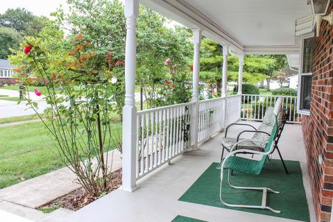 625 Edgewood Dr, Circleville, OH 43113 photo 2