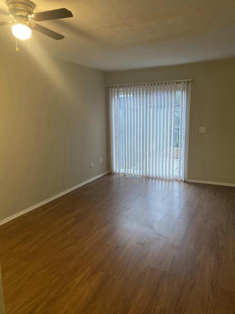 431 Shell Ct E, Columbus, OH 43213 photo 1
