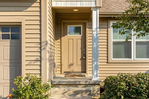 313 Woods Edge Loop, Pataskala, OH 43062 photo 9