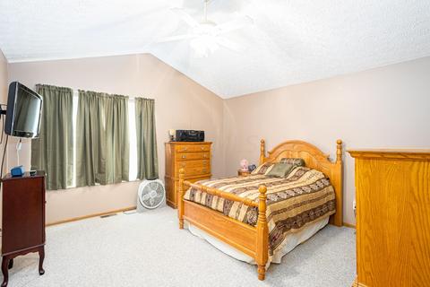 375 Hillcrest Dr, Circleville, OH 43113 photo 18