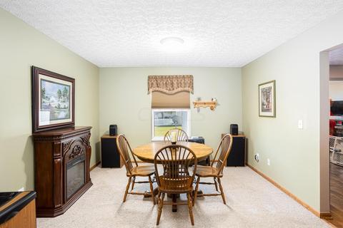 375 Hillcrest Dr, Circleville, OH 43113 photo 8