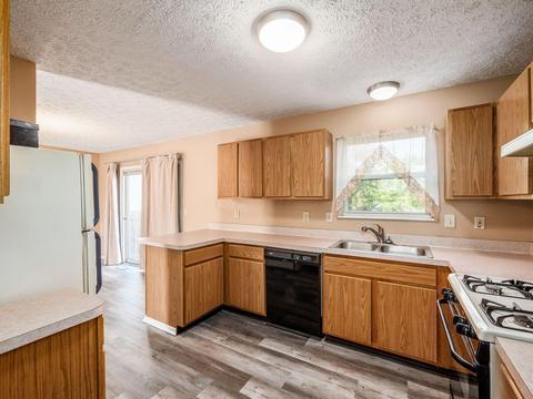 893 Bledsoe Dr, Galloway, OH 43119 photo 15