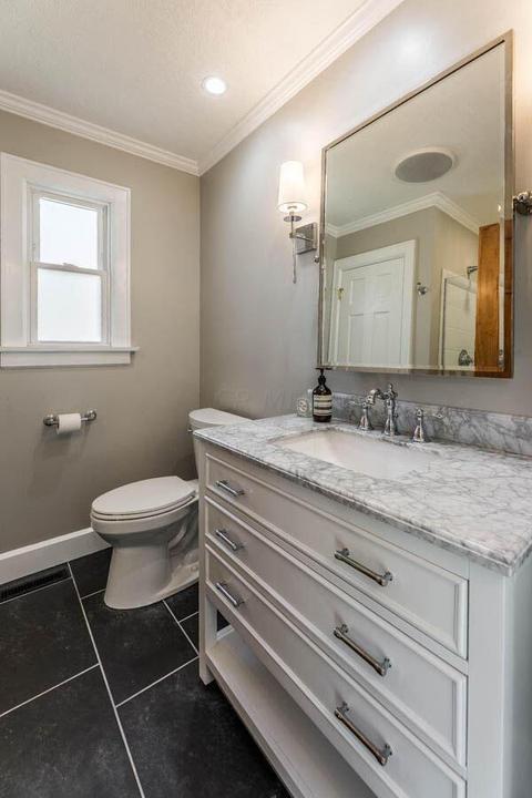 81 E Torrence Rd, Columbus, OH 43214 photo 25