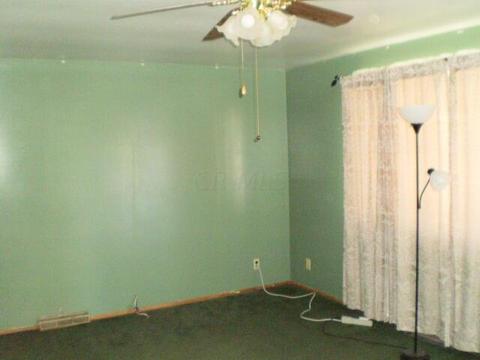 121 Custer Rd, Heath, OH 43056 photo 8
