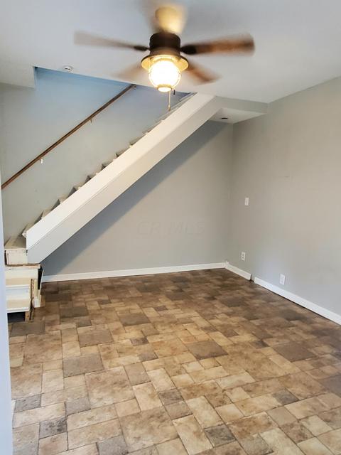 77 Decrow Ave, Newark, OH 43055 photo 5