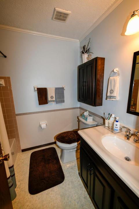 4095 Daffodil Dr, Columbus, OH 43230 photo 11