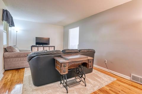 5242 Arrowood Loop E, Columbus, OH 43229 photo 7