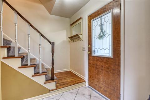 5242 Arrowood Loop E, Columbus, OH 43229 photo 6
