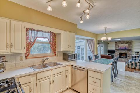 5242 Arrowood Loop E, Columbus, OH 43229 photo 11