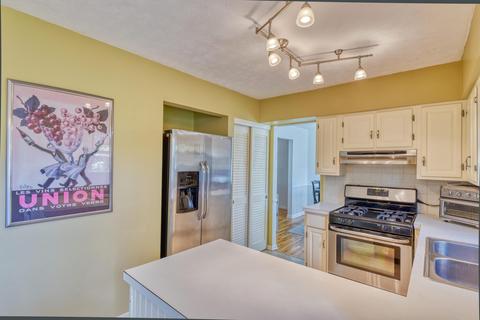 5242 Arrowood Loop E, Columbus, OH 43229 photo 14