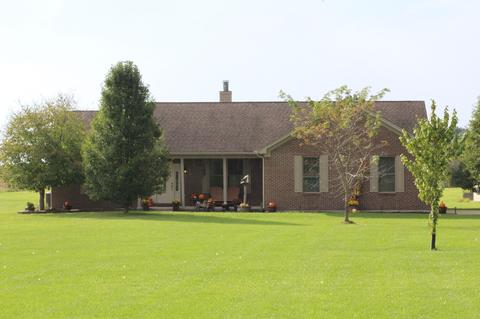 26195 Shoemaker Rd, Circleville, OH 43113 photo 1